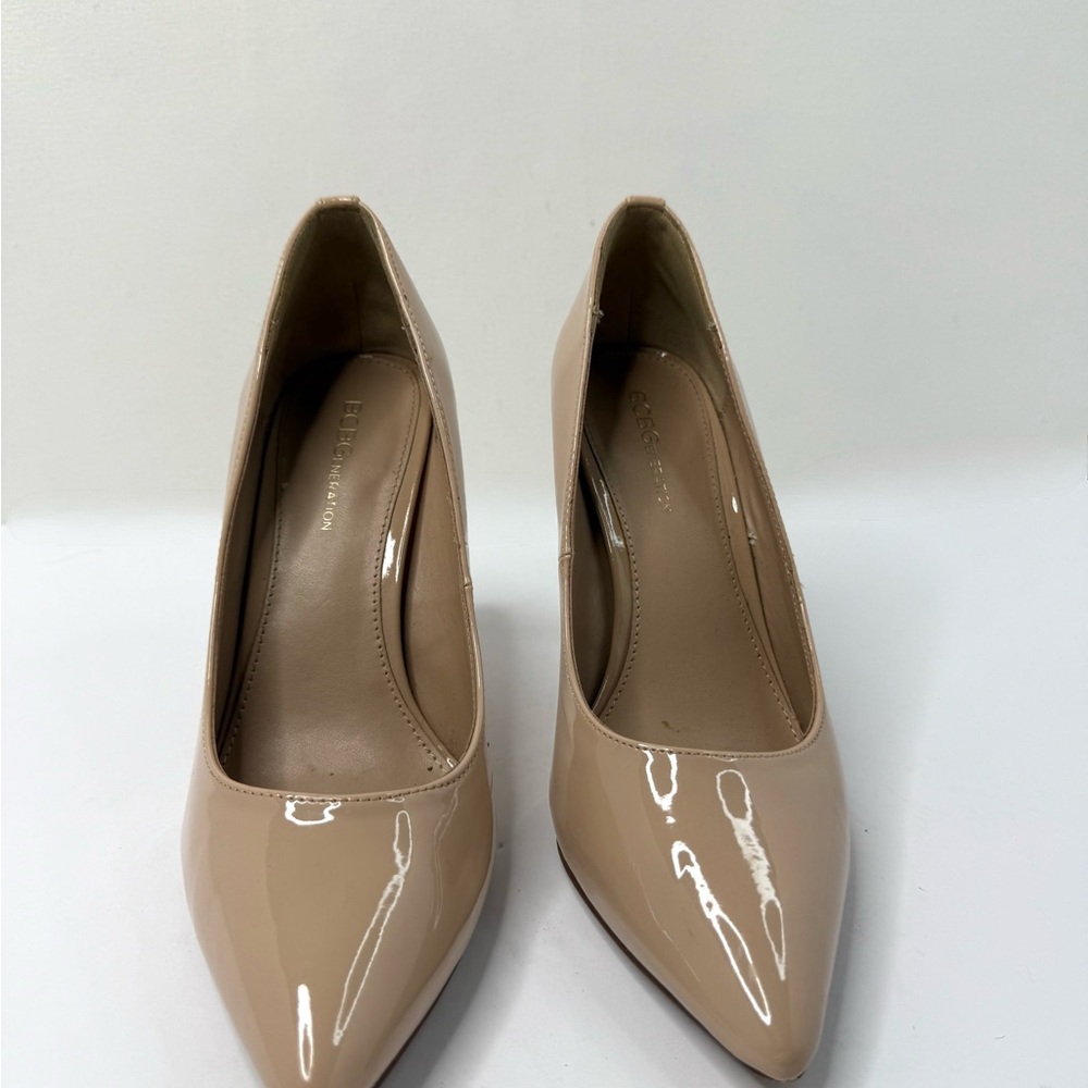 BCBG Generation Nude Patent Leather Pointed Toe Pumps Size 9.5